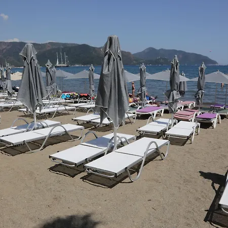 Geo Hotel 3*