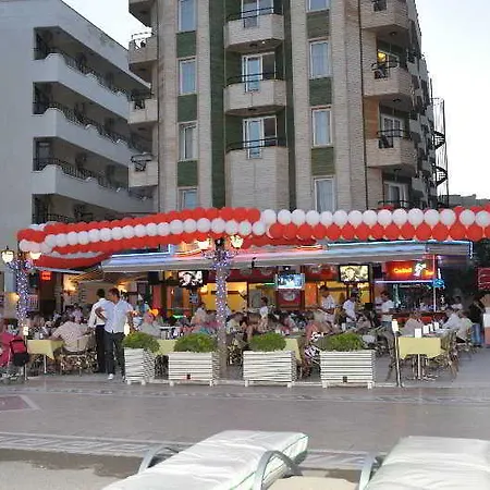 酒店 Geo 马尔马里斯
